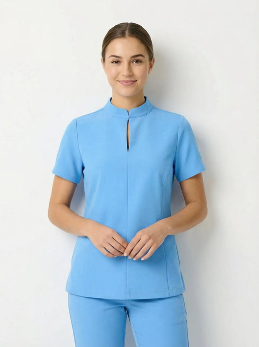 Uniforme médical Pulse bleu ciel pour infirmière — EliteUniform Maroc